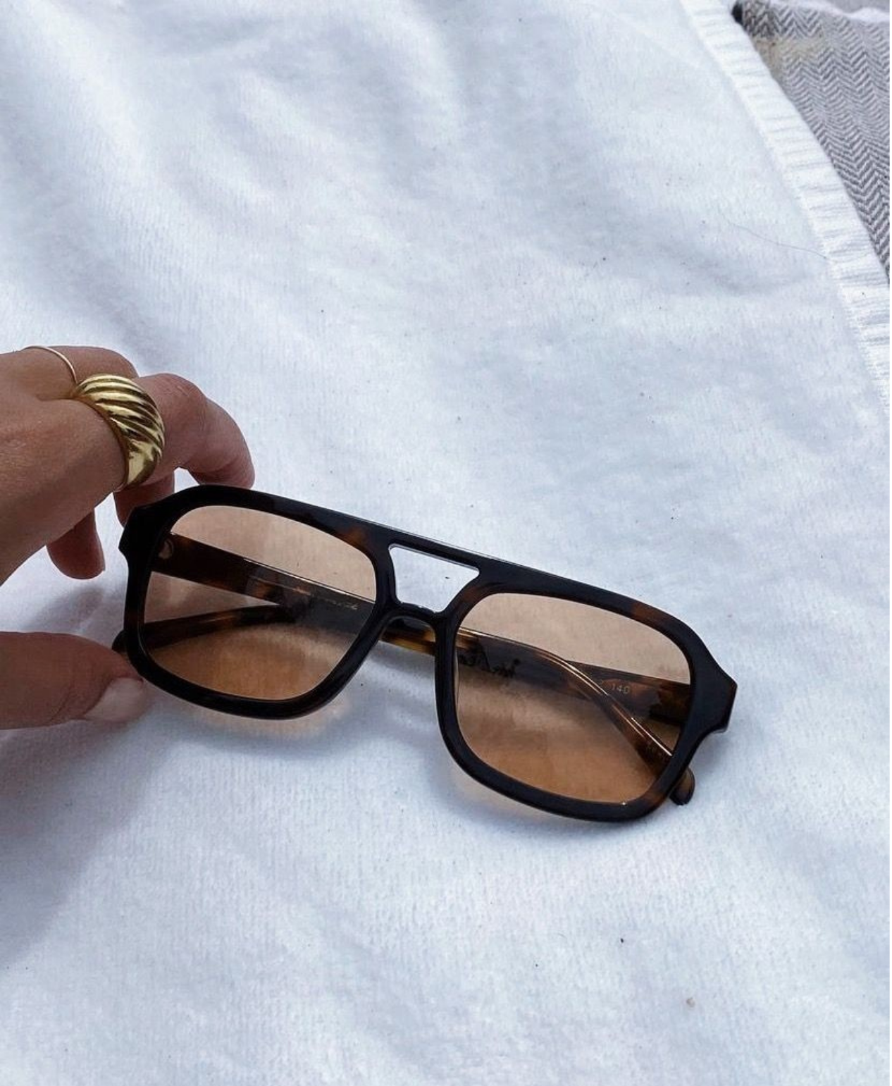 Eyewear & Sunglasses