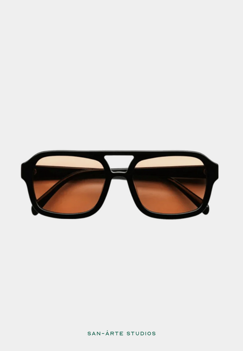 THE CHEEKY PILOT GLASSES