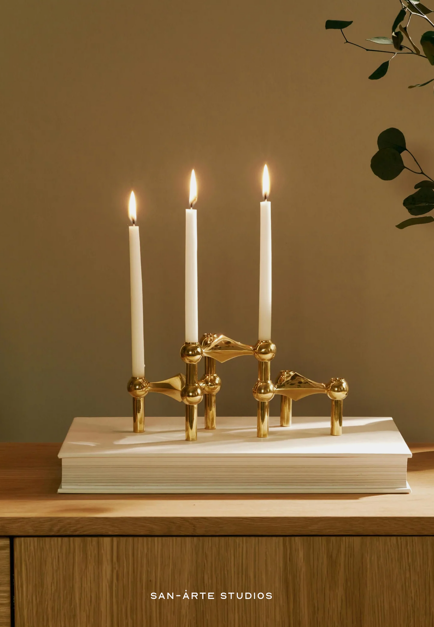 THE KINEX CANDLE HOLDER SET