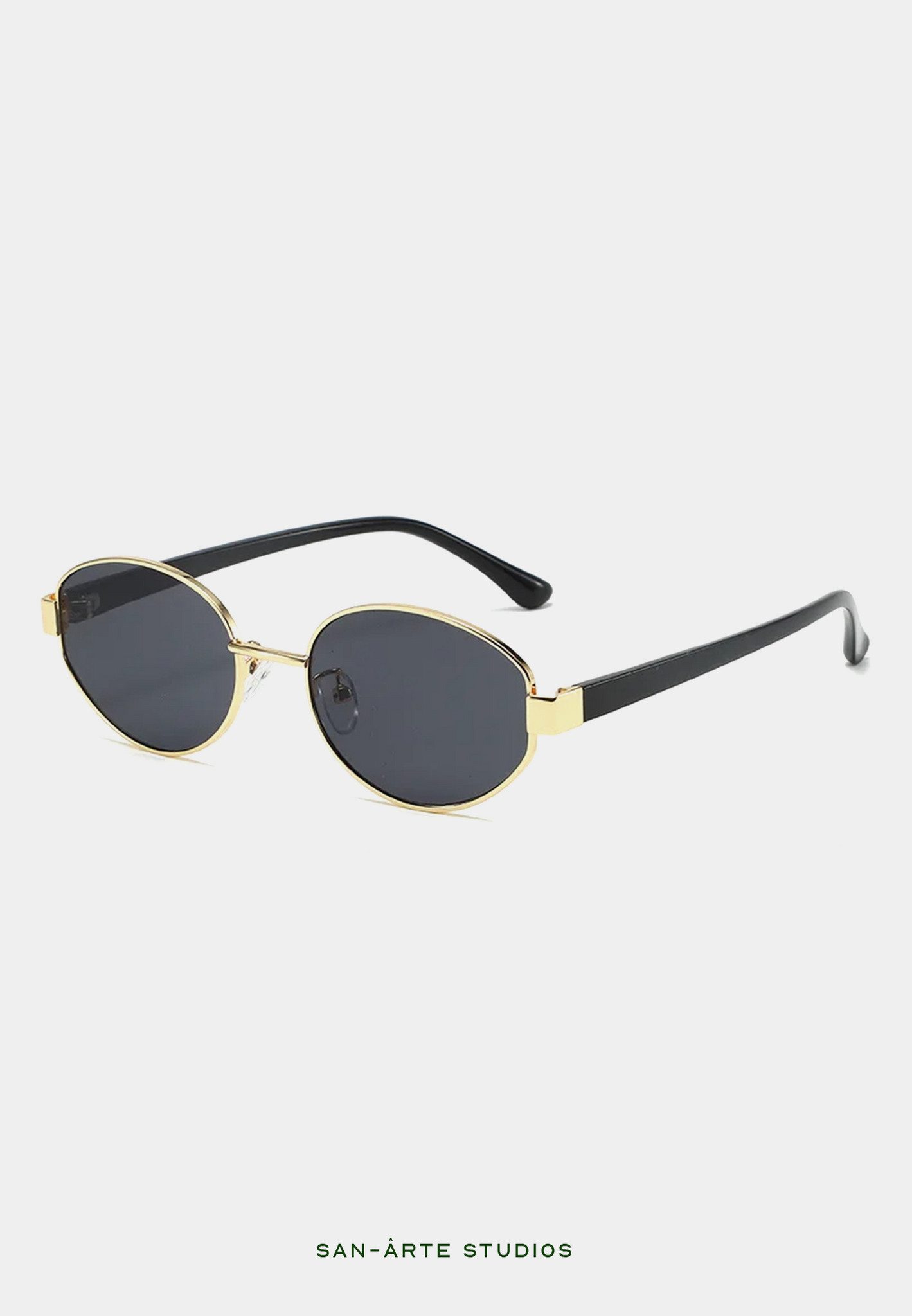 THE OVAL GLASSES